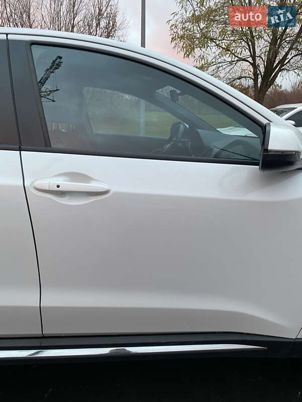 Внедорожник / Кроссовер Honda M-NV 2023 в Полтаве