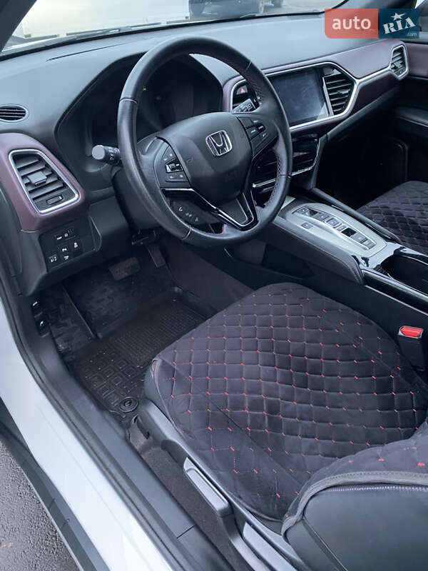 Внедорожник / Кроссовер Honda M-NV 2023 в Полтаве