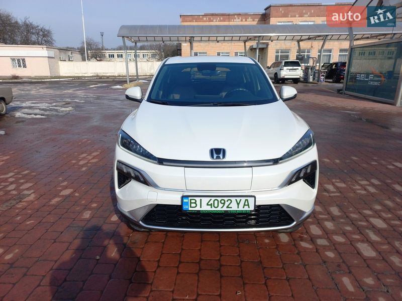 Внедорожник / Кроссовер Honda M-NV 2023 в Полтаве