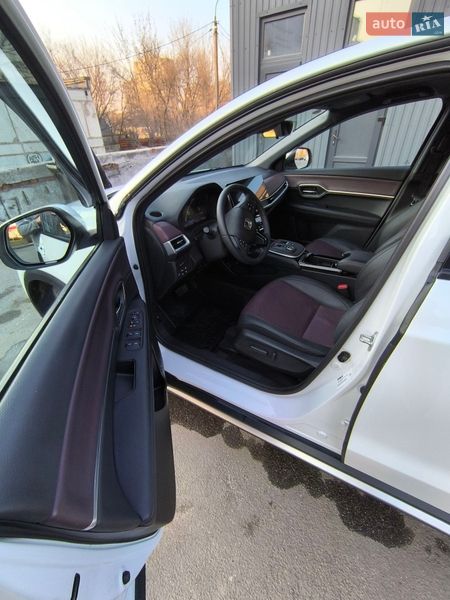 Внедорожник / Кроссовер Honda M-NV 2024 в Днепре