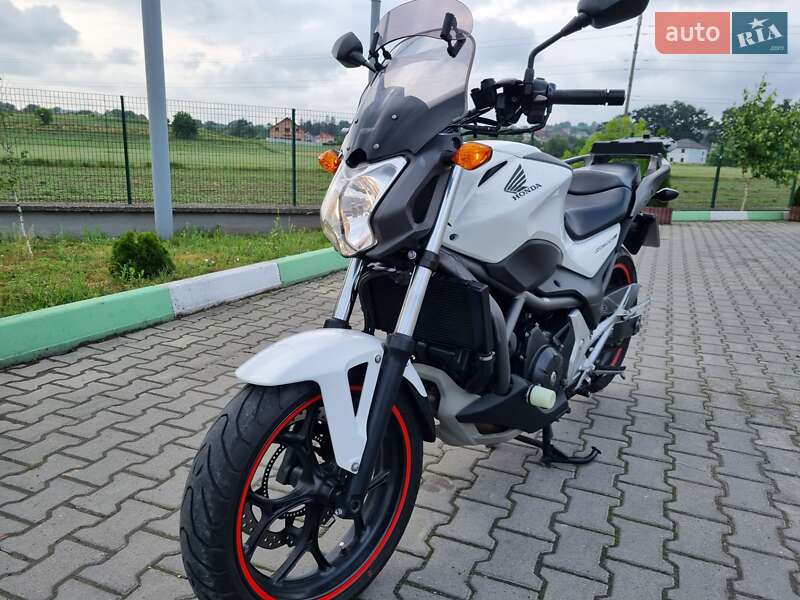 Мотоцикл Багатоцільовий (All-round) Honda NC 700S 2014 в Чернівцях