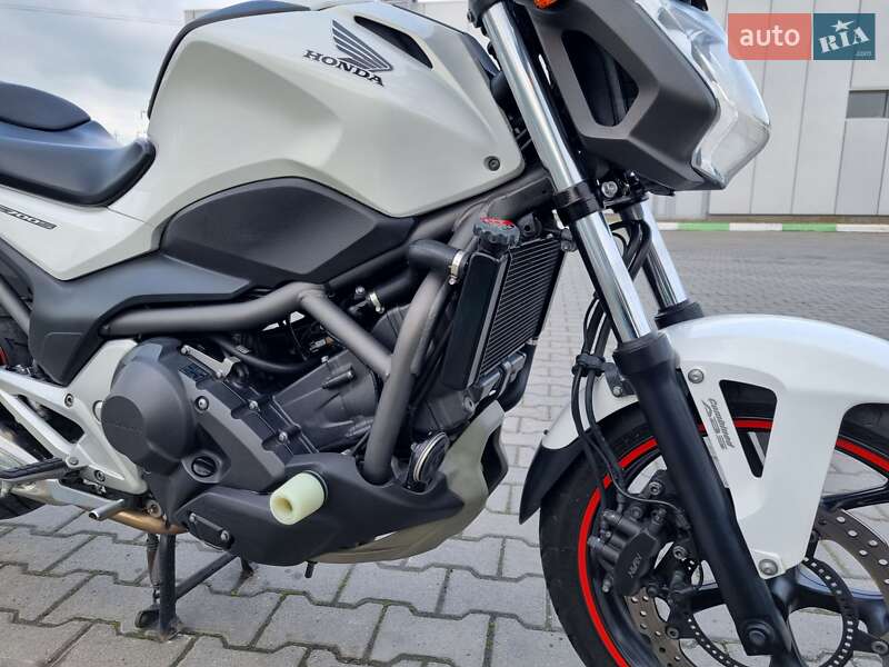 Мотоцикл Багатоцільовий (All-round) Honda NC 700S 2014 в Чернівцях