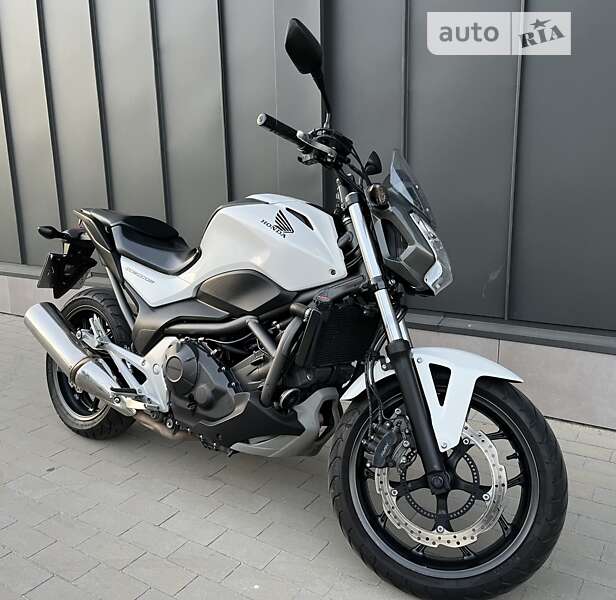 Мотоцикл Без обтікачів (Naked bike) Honda NC 700S 2012 в Києві