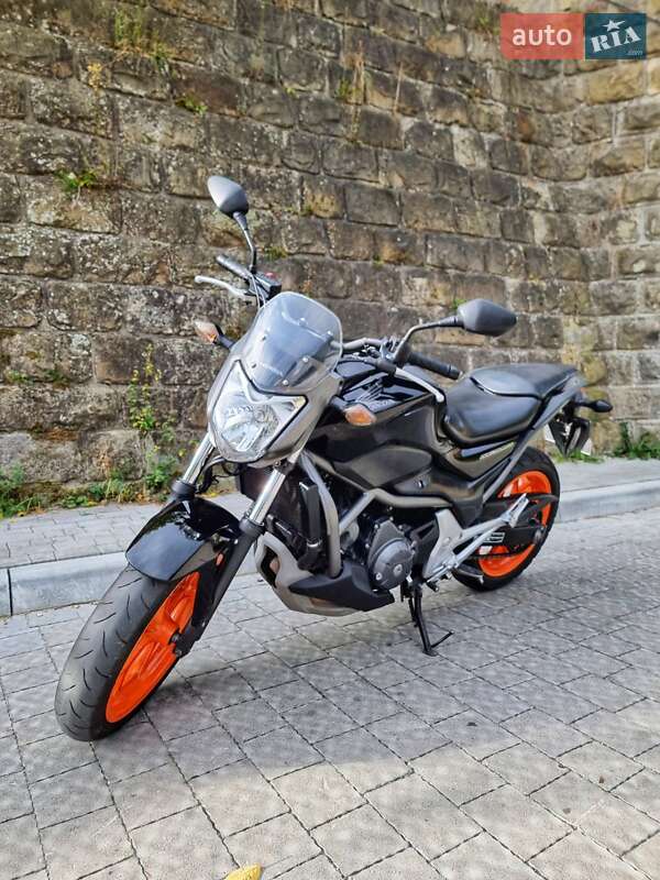 Мотоцикл Без обтікачів (Naked bike) Honda NC 700S 2012 в 