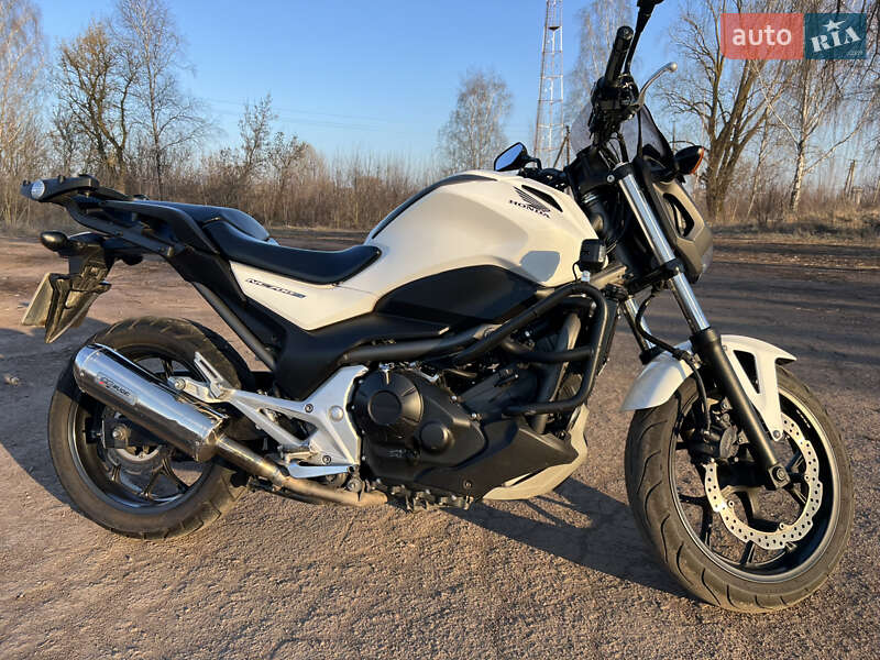 Мотоцикл Без обтекателей (Naked bike) Honda NC 700S 2012 в Чернигове
