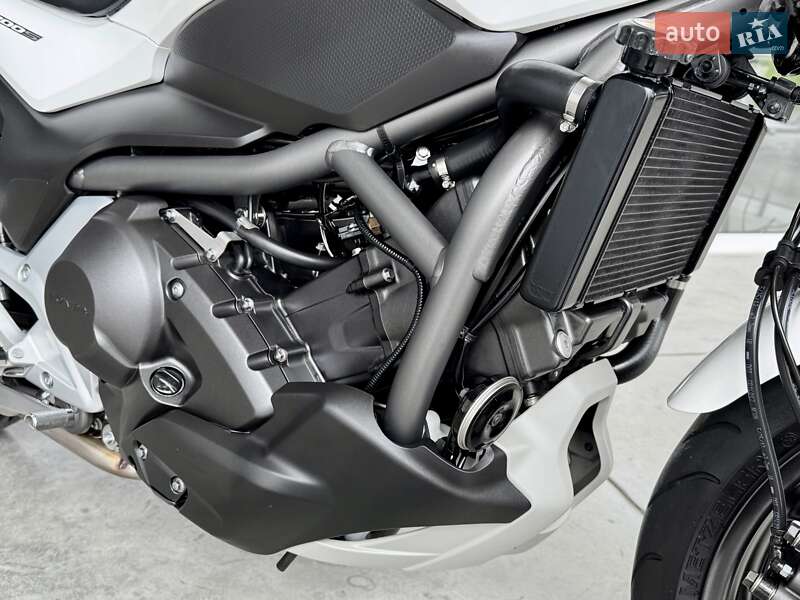 Мотоцикл Без обтекателей (Naked bike) Honda NC 700S 2012 в Хмельницком