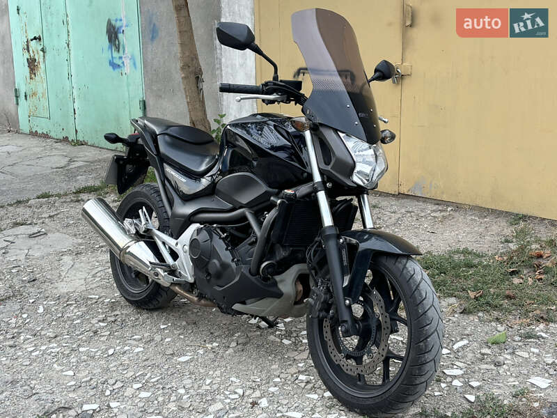 Мотоцикл Туризм Honda NC 700S 2013 в Южному