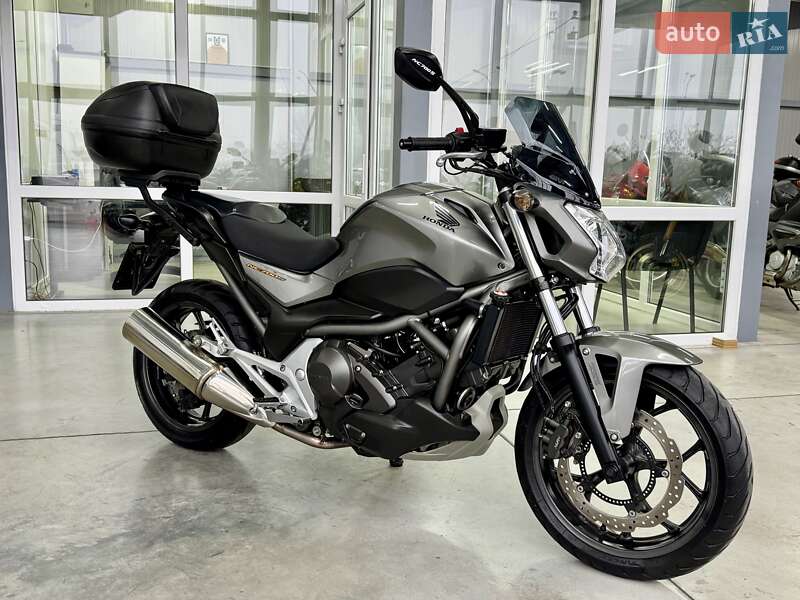 Мотоцикл Без обтекателей (Naked bike) Honda NC 700S 2012 в Хмельницком