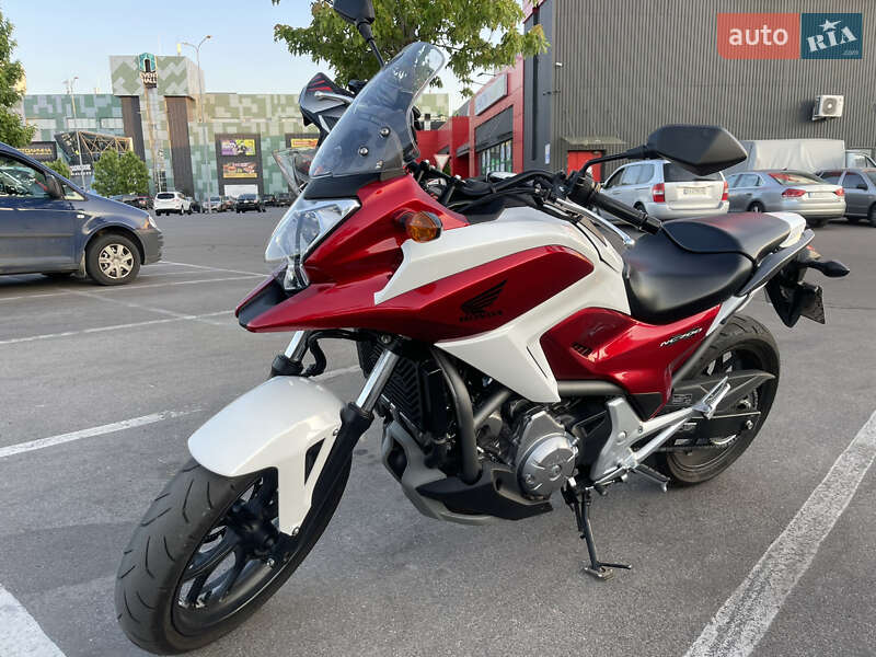 Мотоцикл Спорт-туризм Honda NC 700X 2013 в Киеве
