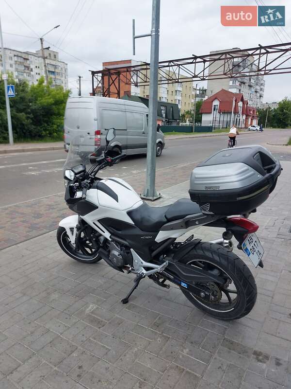 Мотоцикл Многоцелевой (All-round) Honda NC 700X 2012 в Ровно