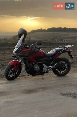 Мотоцикл Многоцелевой (All-round) Honda NC 700X 2014 в 