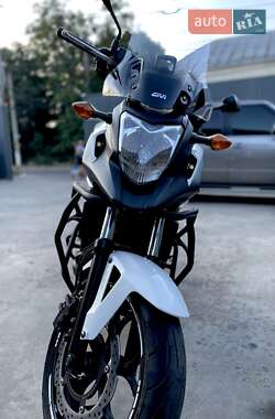 Мотоцикл Спорт-туризм Honda NC 700X 2013 в 