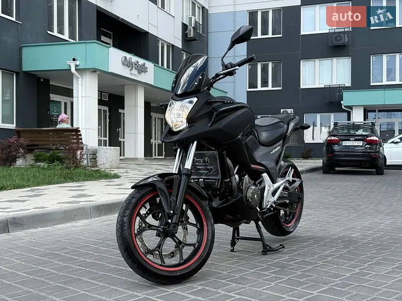 Honda NC 700X 2013