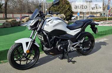 Мотоцикл Без обтекателей (Naked bike) Honda NC 750SA 2014 в Одессе