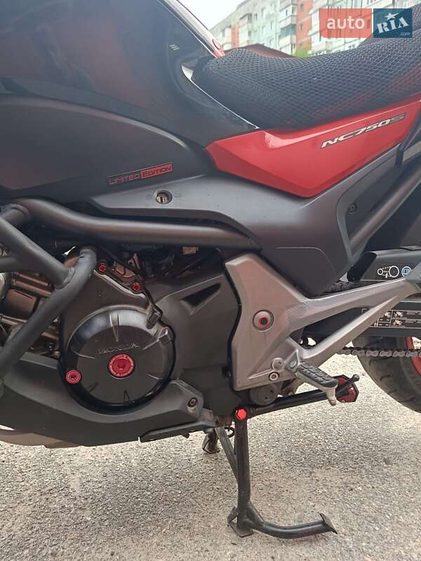 Мотоцикл Без обтекателей (Naked bike) Honda NC 750SD 2016 в Кропивницком