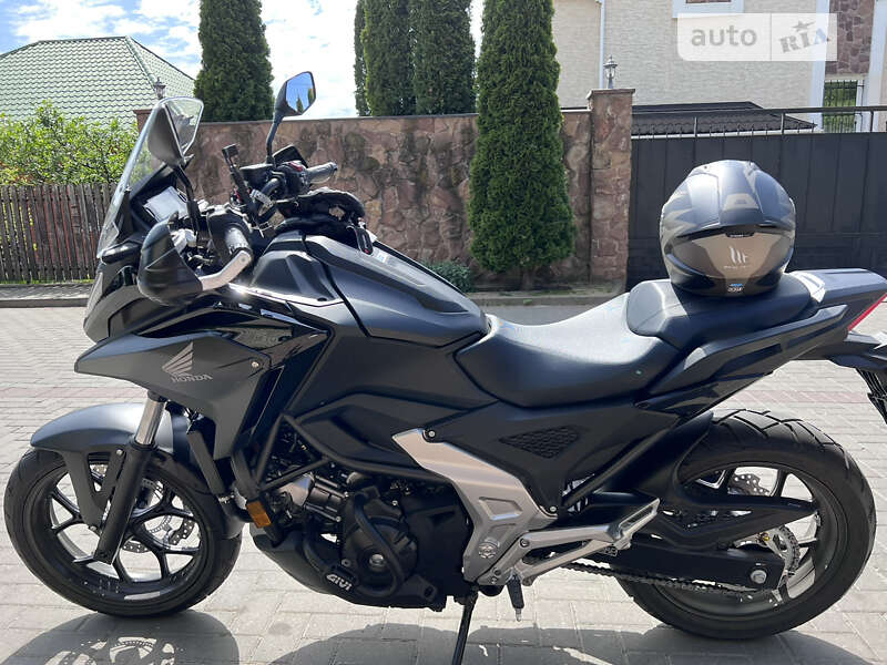 Мотоцикл Классик Honda NC 750X 2022 в Хмельницком