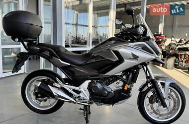 Мотоцикл Многоцелевой (All-round) Honda NC 750X 2016 в 