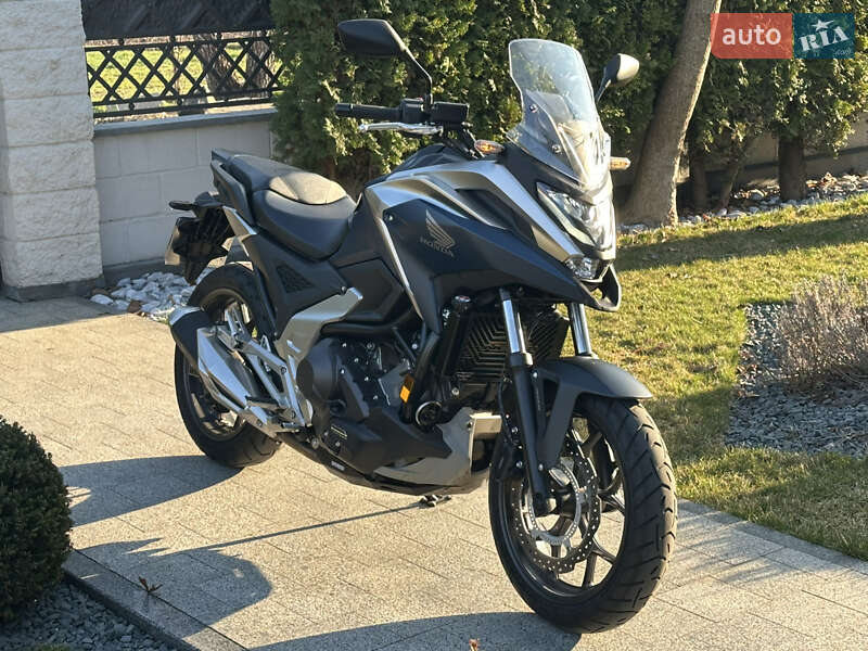 Мотоцикл Спорт-туризм Honda NC 750X 2023 в Ровно