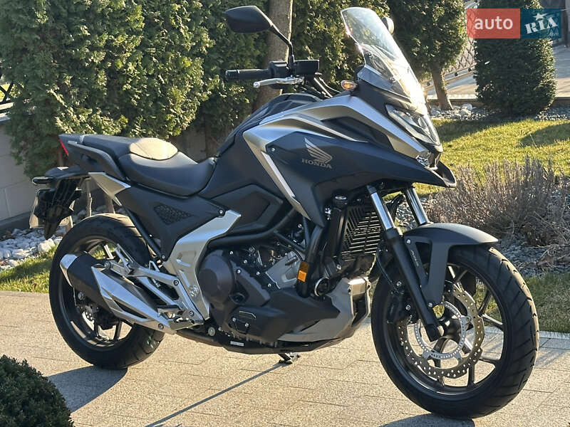 Мотоцикл Спорт-туризм Honda NC 750X 2023 в Ровно