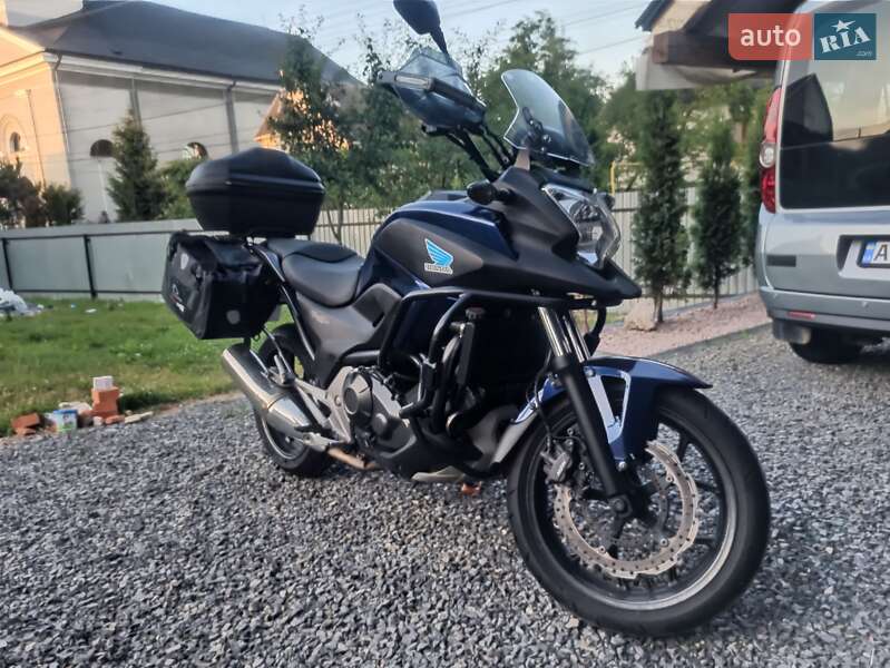 Мотоцикл Многоцелевой (All-round) Honda NC 750X 2015 в Хусте
