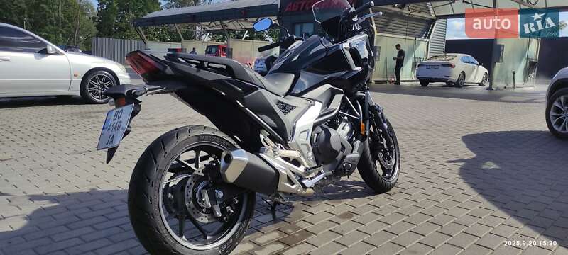 Мотоцикл Спорт-туризм Honda NC 750X 2025 в Тернополе