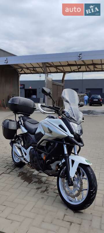 Мотоцикл Многоцелевой (All-round) Honda NC 750X 2016 в Ужгороде