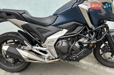 Мотоцикл Спорт-туризм Honda NC 750X 2024 в 