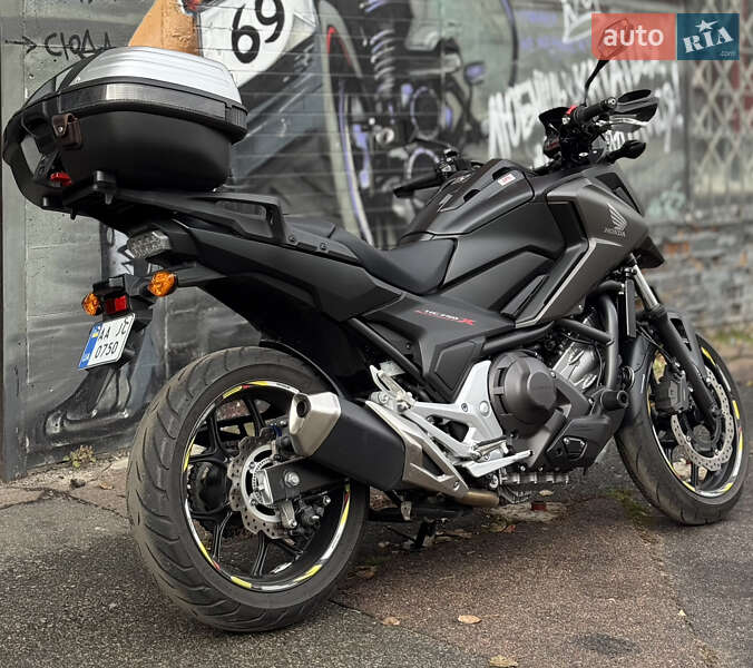 Мотоцикл Туризм Honda NC 750X 2020 в Києві фото 3 Мотоцикл Туризм Honda NC 750X 2020 в Києві