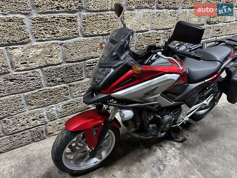 Мотоцикл Многоцелевой (All-round) Honda NC 750X 2016 в Одессе фото 5 Мотоцикл Многоцелевой (All-round) Honda NC 750X 2016 в Одессе