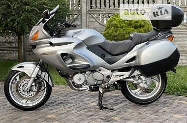 Мотоцикл Туризм Honda NT 650V Deauville 2004 в 