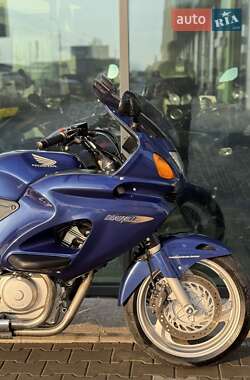 Мотоцикл Туризм Honda NT 650V Deauville 2004 в 
