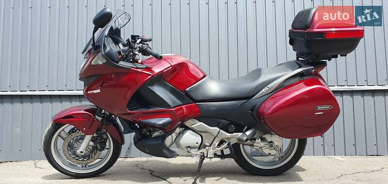 Honda NT 700V 2010