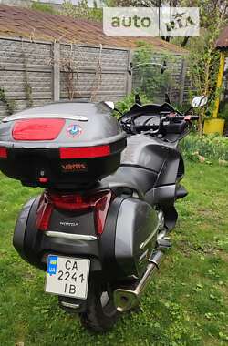 Мотоцикл Туризм Honda NT 700V 2007 в 