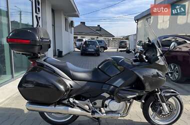 Мотоцикл Спорт-туризм Honda NT 700V 2006 в 