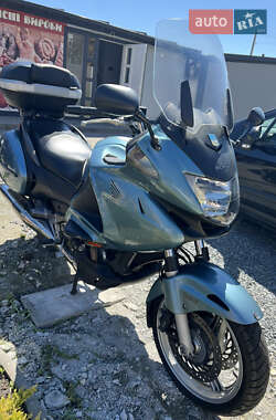 Мотоцикл Спорт-туризм Honda NT 700V 2007 в 