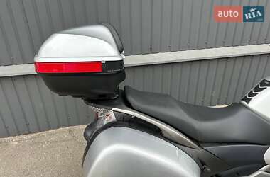 Мотоцикл Туризм Honda NT 700V 2011 в 