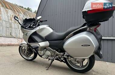 Мотоцикл Туризм Honda NT 700V 2011 в 