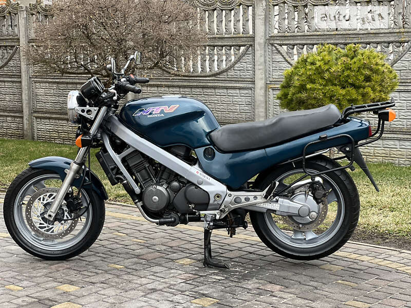 Мотоцикл Без обтекателей (Naked bike) Honda NTV 650 (Revere) 1995 в Буске