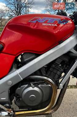 Мотоцикл Классик Honda NTV 650 (Revere) 1995 в 