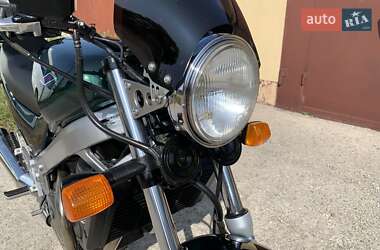 Мотоцикл Классик Honda NTV 650 (Revere) 1997 в 