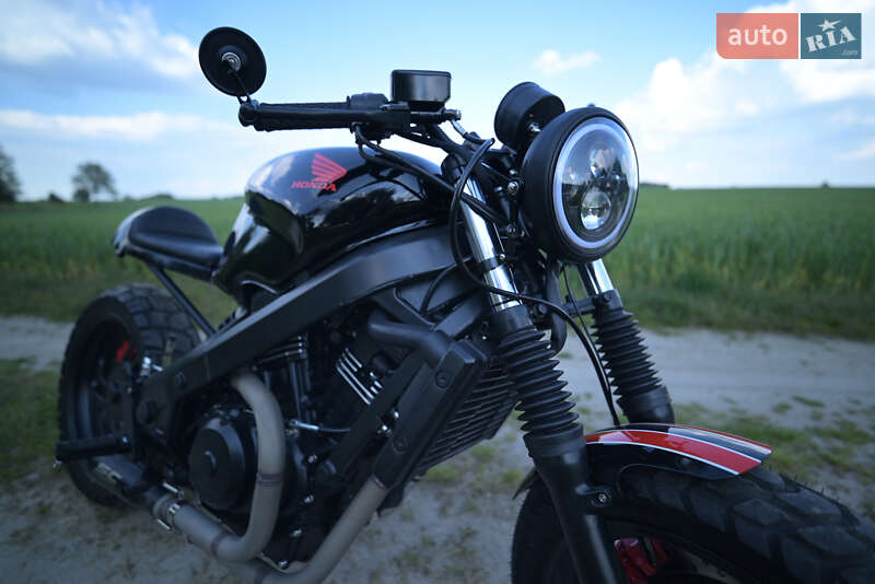 Кафе рейсер Honda NTV 650 (Revere) 1996 в Луцьку