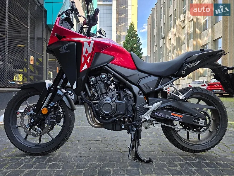 Honda NX 500 2024