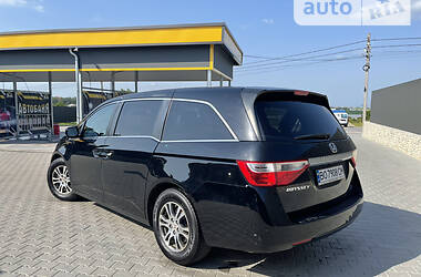 Минивэн Honda Odyssey 2012 в Тернополе