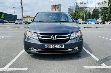 Минивэн Honda Odyssey 2015 в Киеве