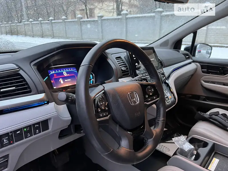 Honda Odyssey 2019 VIN 5FNRL6H98KB107774 фото оголошення 6 з 48