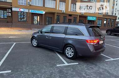 Минивэн Honda Odyssey 2015 в Вишневом
