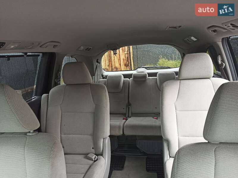 Минивэн Honda Odyssey 2012 в Черновцах