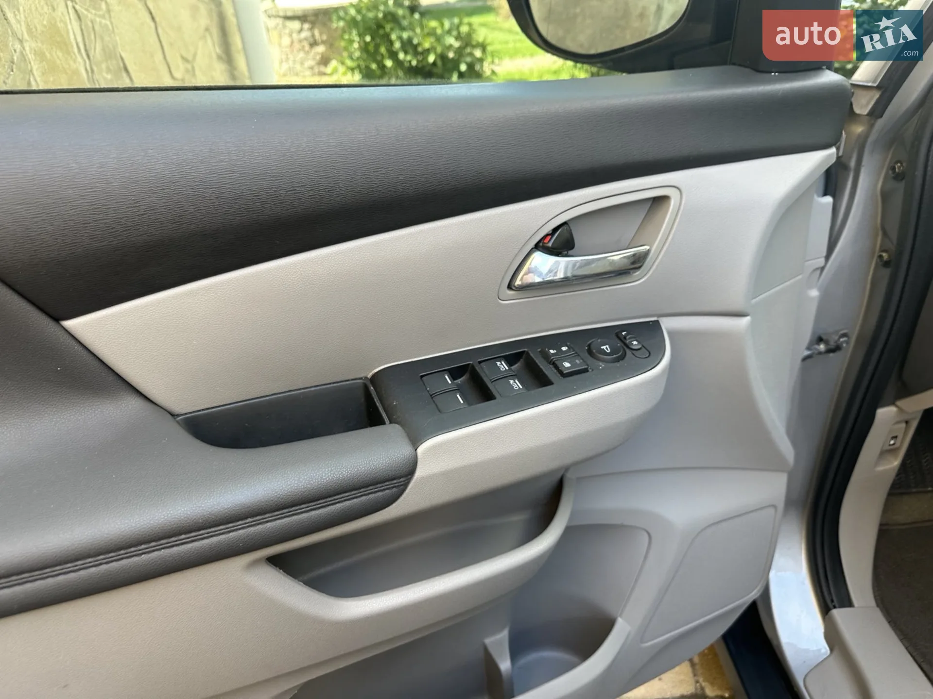 2016 Honda Odyssey - мініатюра 19