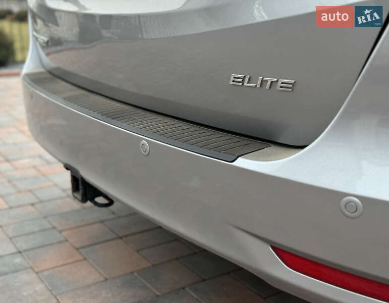 Мінівен Honda Odyssey 2017 в Рівному