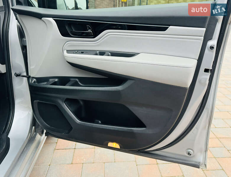 Мінівен Honda Odyssey 2017 в Рівному